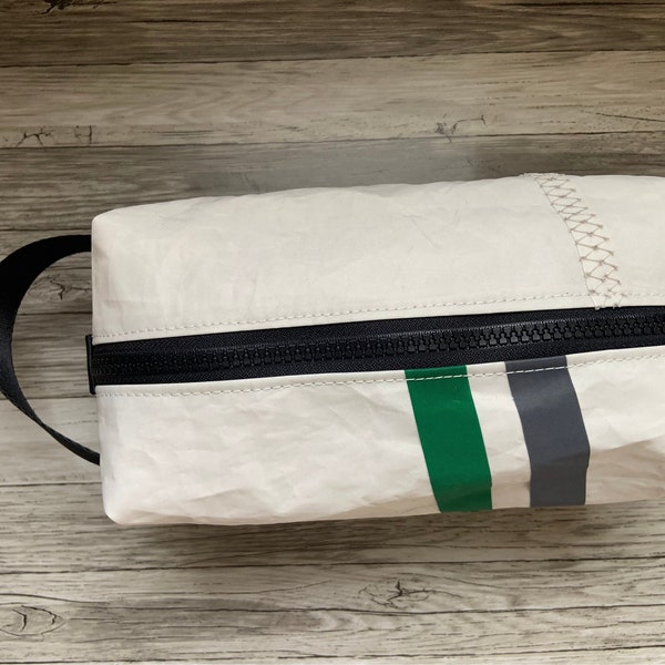 Recycled Sail Toiletry Bag, Nautical Dopp Kit, Sailing Crew Bag, Upcycled Sail Cloth Cosmetic Bag With Handle. Green/Grey