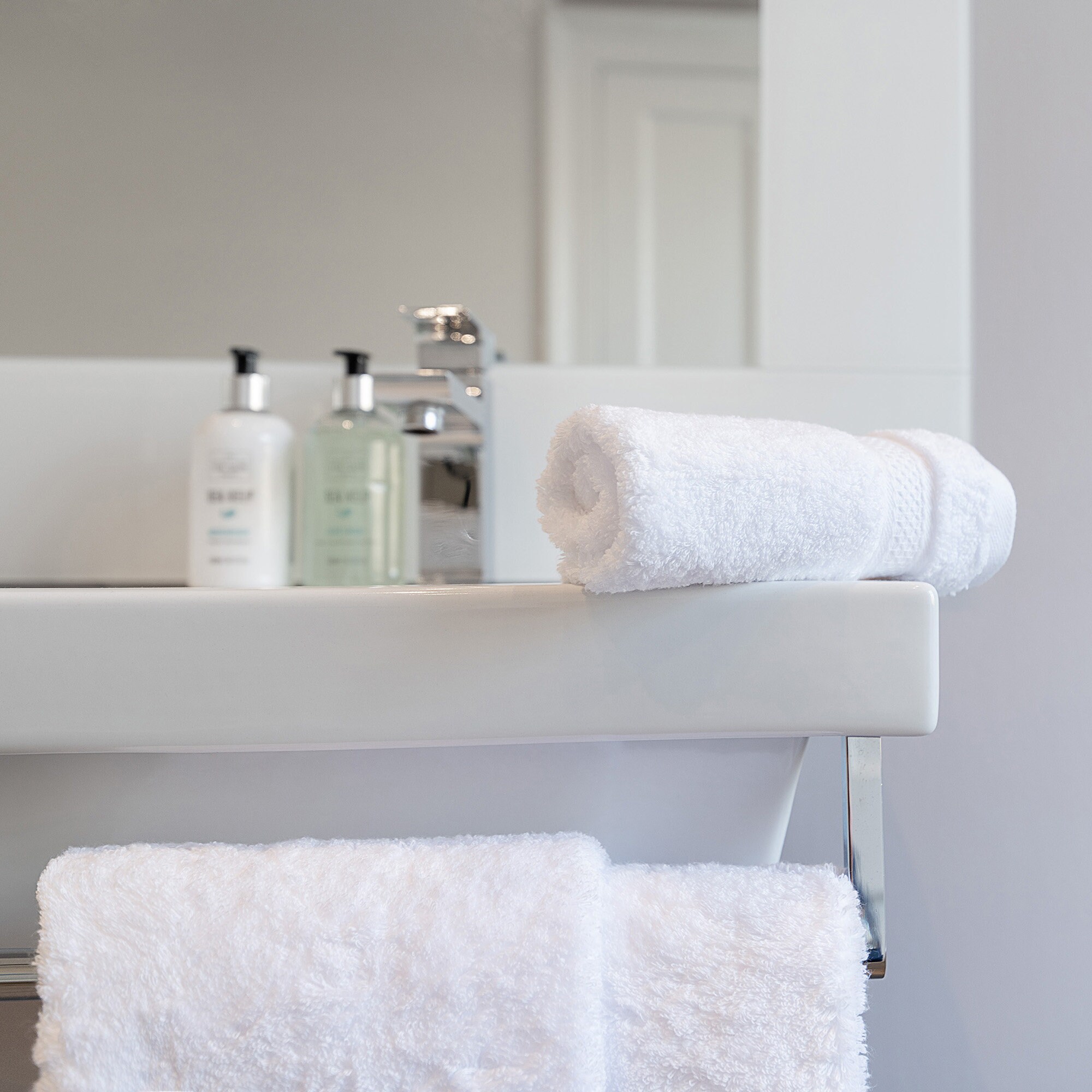 Egyptian Cotton White Bath Towels Two Hotel and Spa Quality Etsy UK