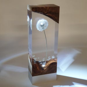 Dandelion Resin Lamp with Light – Handmade Nature Table Lamp - Inspired Gift