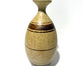 Vintage Pottery Craft USA Robert Maxwell 8” Vase