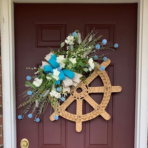 Captain’s wheel beach wreath for front door, rattan ship wheel door hanger, nautical beach home decor, coastal boat wheel wreath