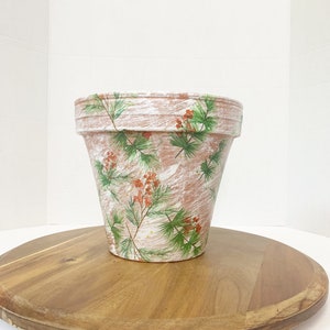 Christmas evergreen and berry decoupaged planter,Christmas garden planter,gardeners gift,decoupaged flower pot,Christmas gift,garden decor