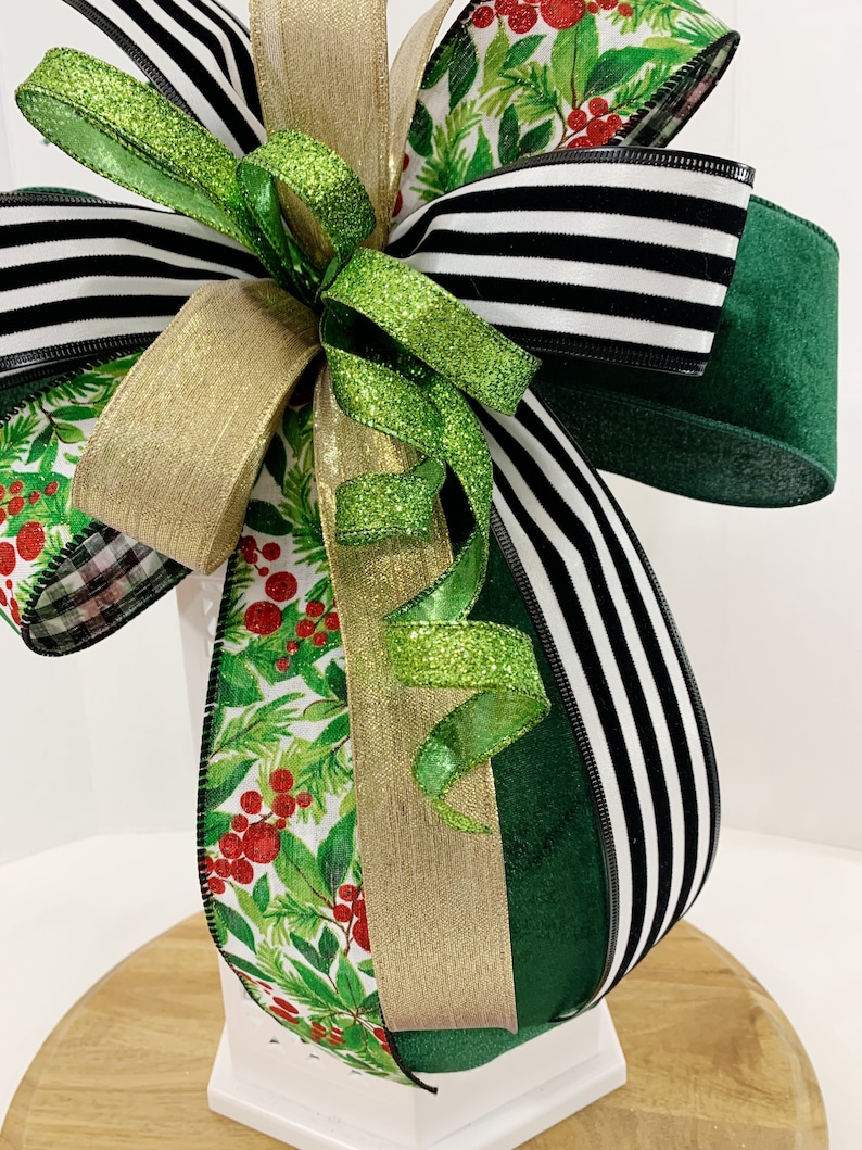 Indoor/outdoor Christmas Bow for Lanterns, Emerald Green Christmas Bow