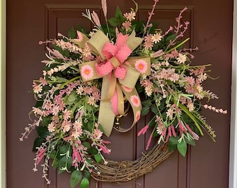 Spring daisy farmhouse wreath for front door, pink floral door decor, cottage daisy wreath, front door wreath, farmhouse porch decor