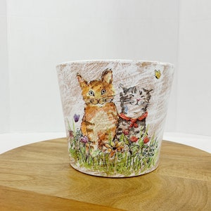 Decoupaged garden planter with cats, decorated kitty flower pot, cat lovers gift, cat decor, feline garden planter, crazy cat lady gift