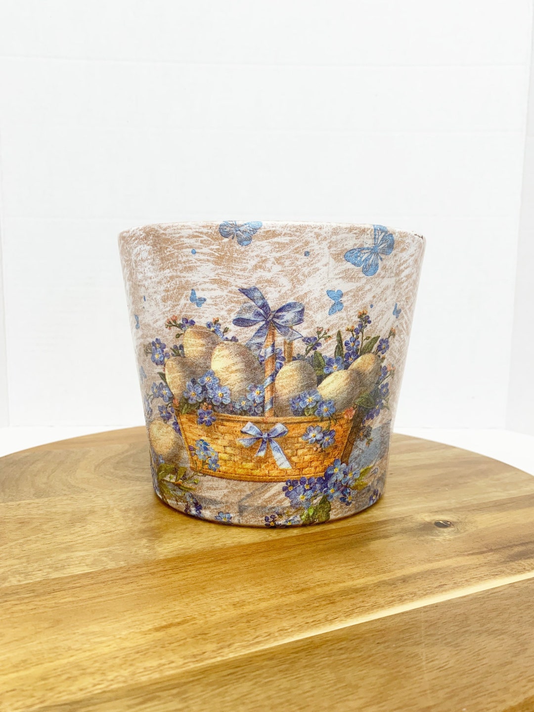 Decoupaged Easter Basket Garden Planter, Easter Basket Flower Pot