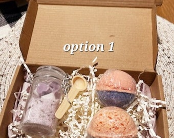 Natural Bath Salts with Mini Soaps/ Bath Salts with Epsom Salt/ Relaxing Bath Gift Box/ Herbal Bath Salts/ Bath Salts and Bath Bomb