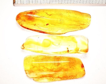 3 x ambre naturel merveilleusement poli, super clair et translucide 41,5 ct.