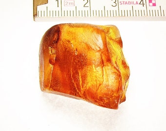 Wonderfully large, natural raw amber, super clear and translucent 10.5 g.