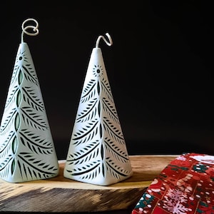 Gift set of two 5.52" high Christmas candles.