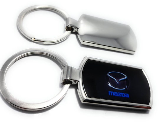 Mazda Schlüsselanhänger Geschenk, Geburtstag, Chrom-Metall-Schlüssel mit  Geschenk-Box für Papa, Bruder, Freundin, Mutter, Freund. Auto  Schlüsselanhänger - .de