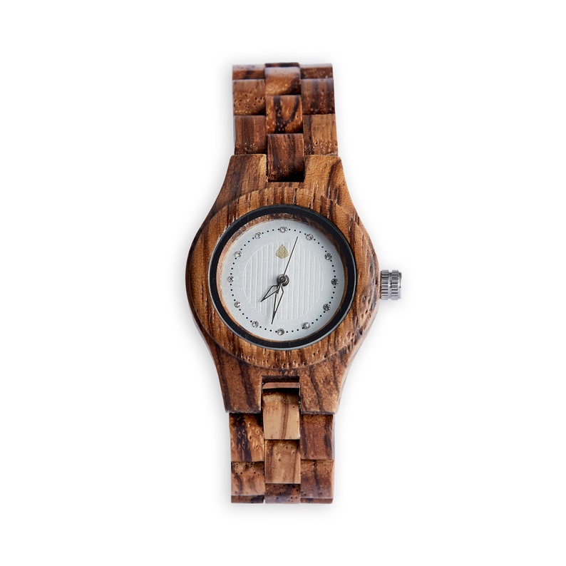 The Pine Montre en bois faite main pour femme image 3