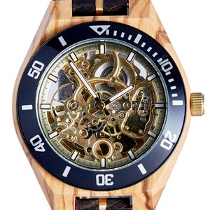 The Rosewood Mechanical Wood Watch for Men image 3