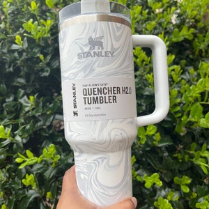 STANLEY THE QUENCHER  40 OZ Limited Edition Purple/White Marble