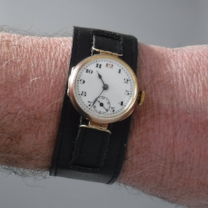 Beautiful 9K Solid Gold Cased Rolex 15 Jewel Trench Style Watch With Articulated Lugs