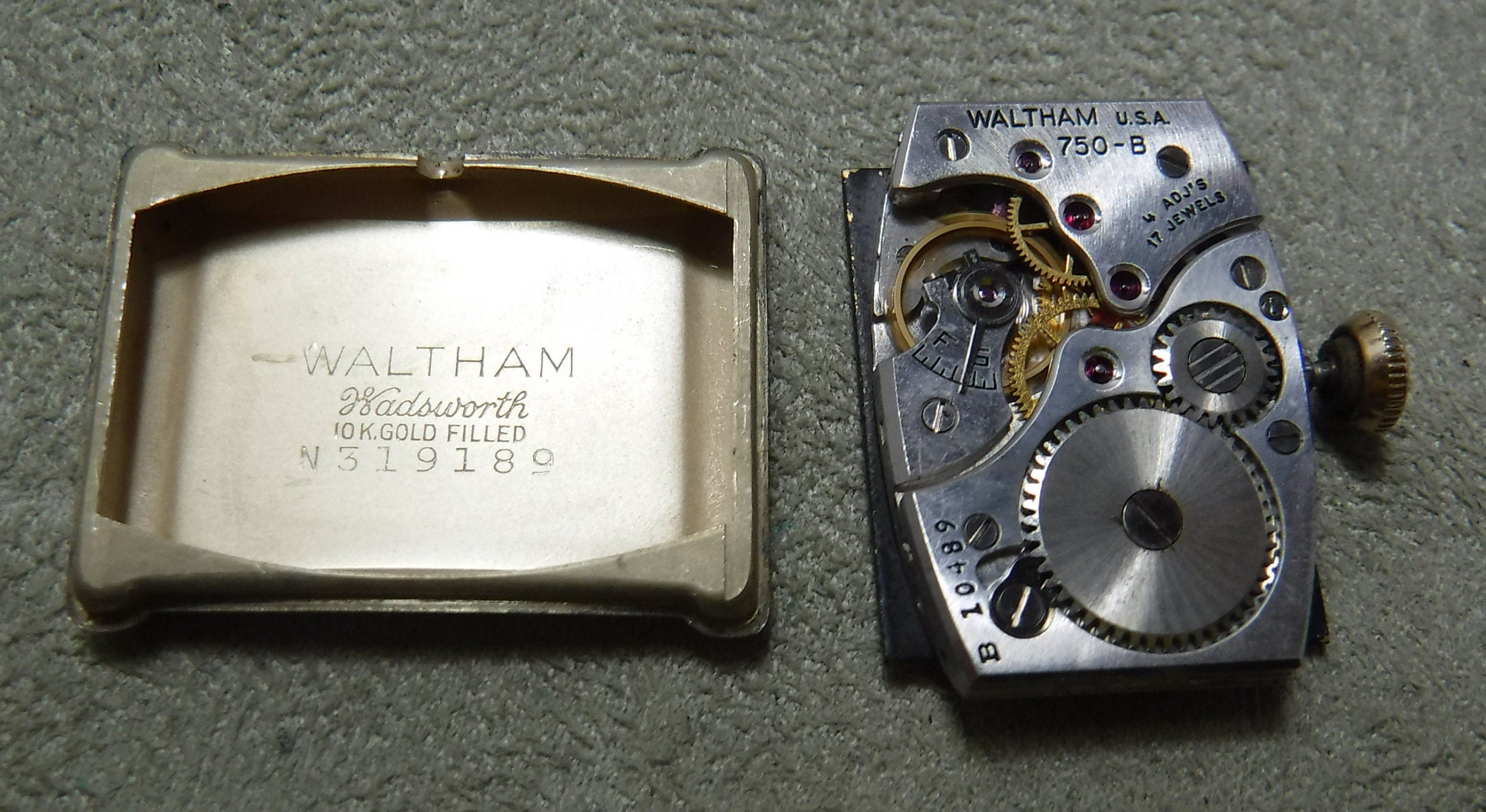 Waltham 1950's Black Dial 17 Jewel Wristwatch -  Canada