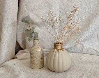 Matte Textured Small Onion Vase for Dried Flowers | Gold Drip | 9 Colours Available | Boho | Faux Terracotta | Hand Painted Glass | 9cm Tall