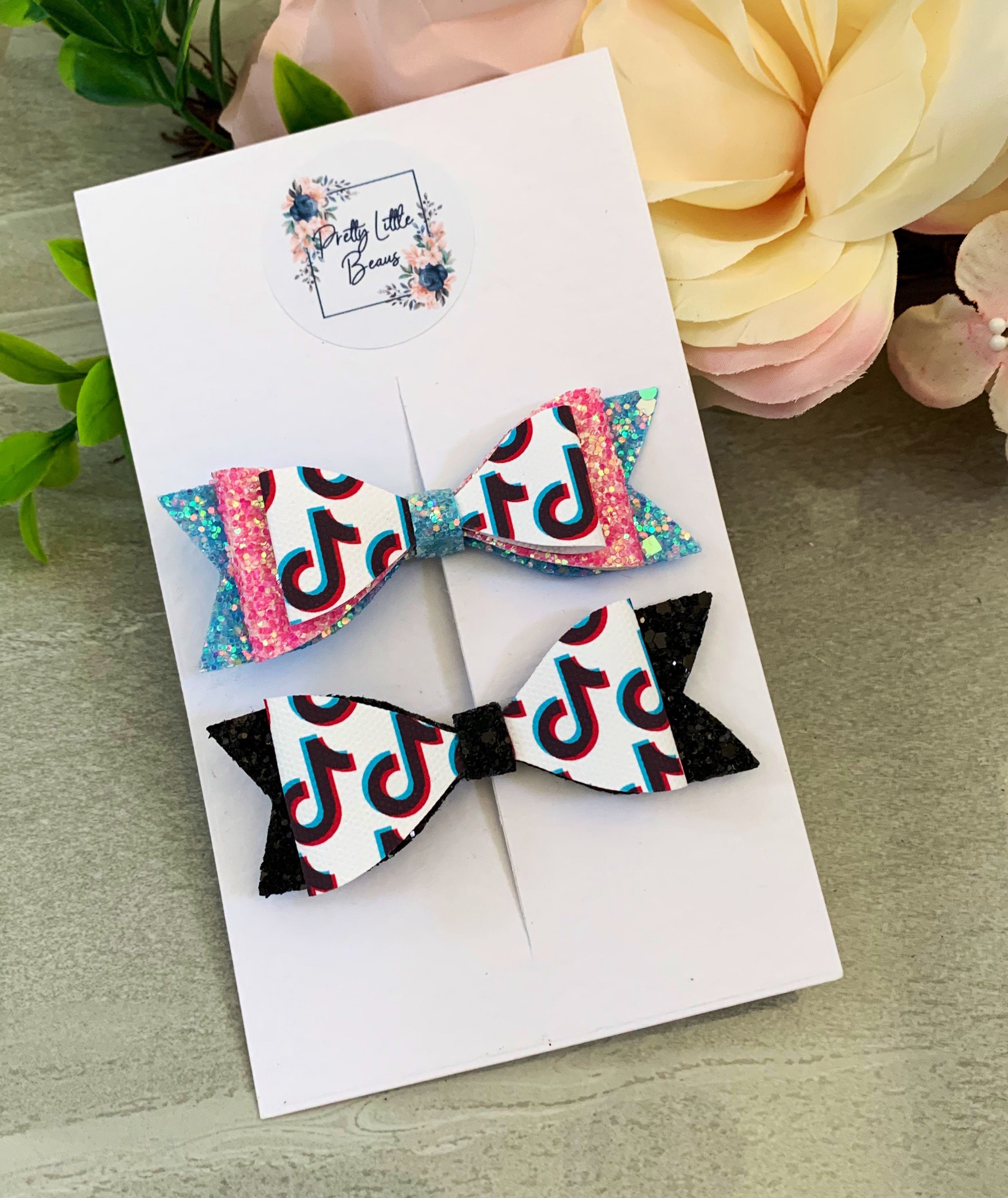 Hair bows. Tik tok style. Girls hair bow. Hair accessories. Etsy