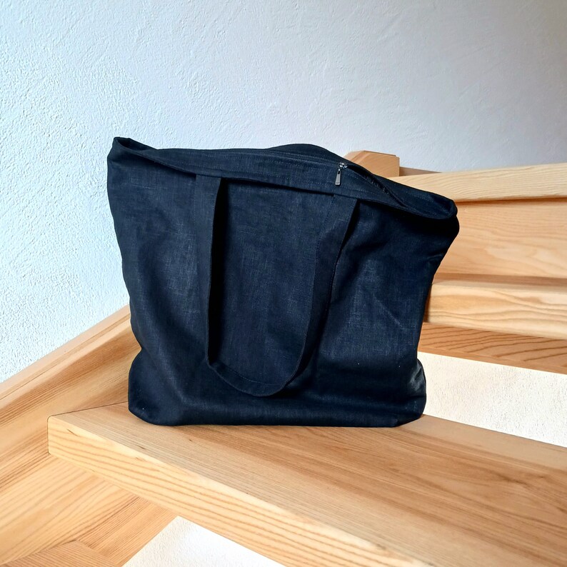 Leinen Jutebeutel mit Reißverschluss, ungefüttert, schwarz, Stofftasche, Leinentasche, lange Henkel, linen tote bag, großer Shopper, basic Bild 2