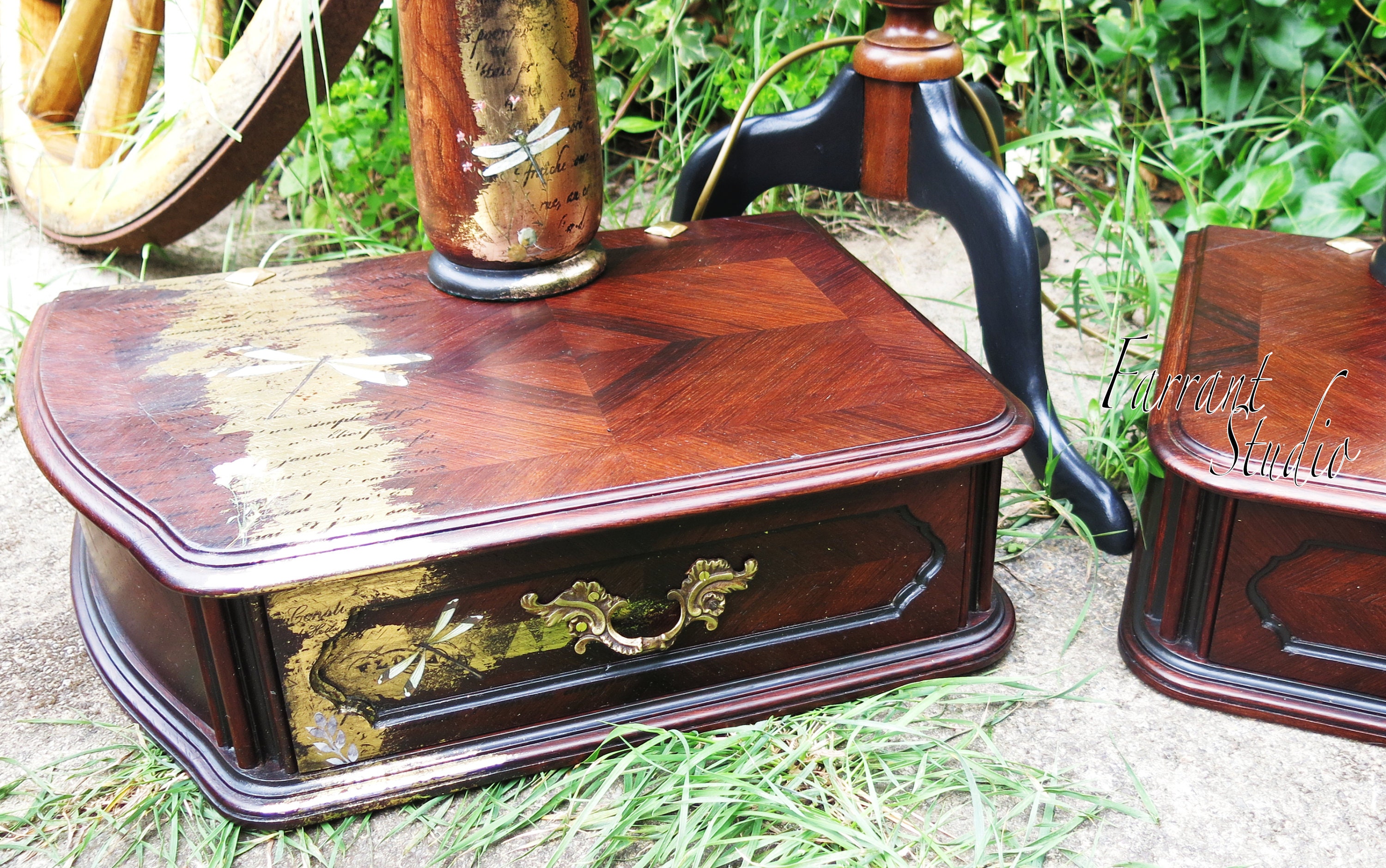 Dessin Vintage En Palissandre