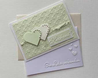 Karte Hochzeit Hochzeitskarte Perlmuttpapier metallic Herzen grün Perlenkettchen A6