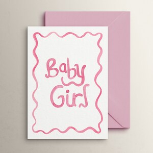 Tarjeta para baby shower de niña con garabatos en acuarela rosa: plantilla de papelería para revelación de género, digital, editable, descargable e imprimible de 5 x 7