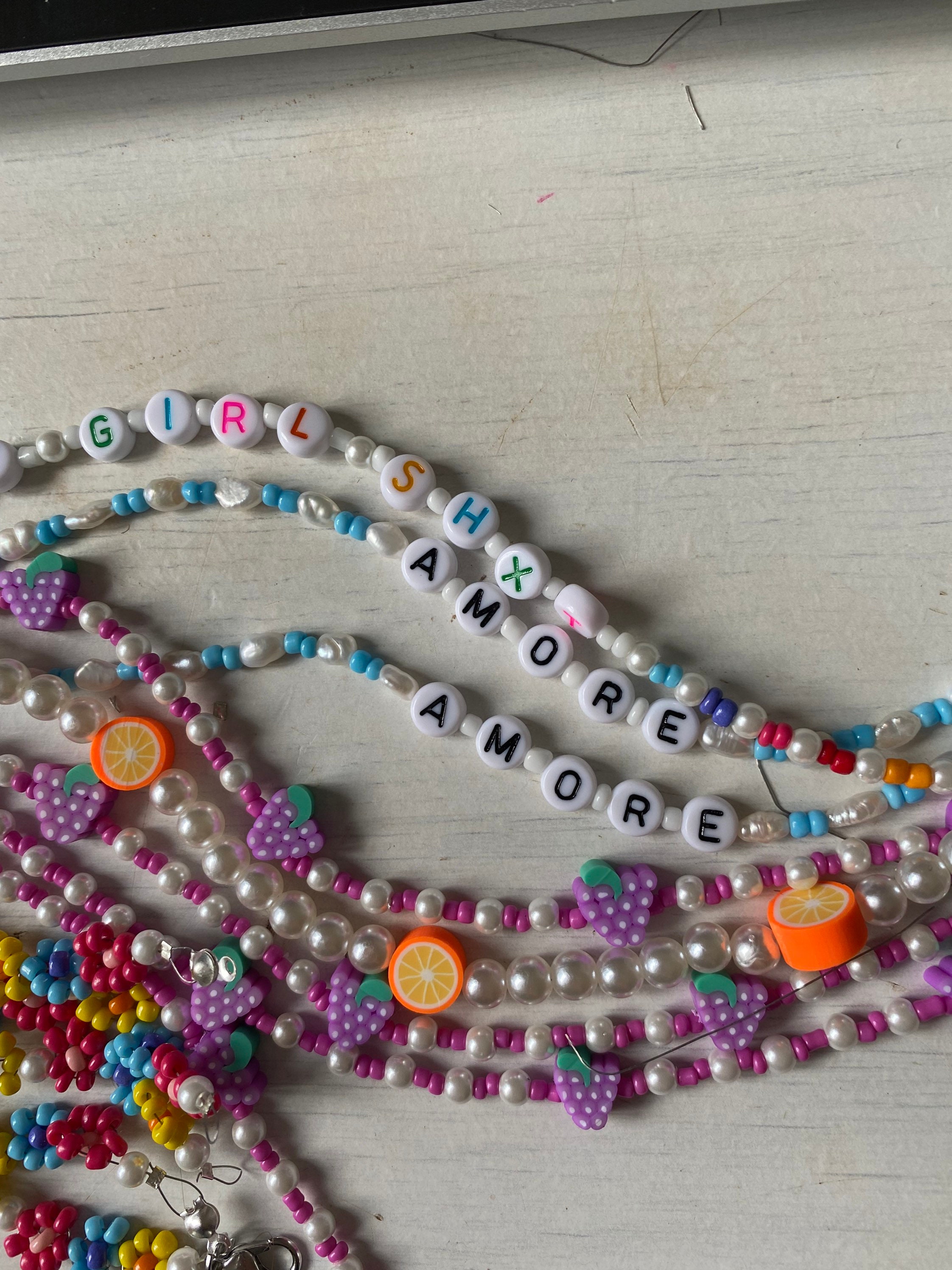 Hot Girl Necklace Mix