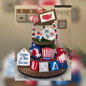 July 4th tier tray, 4th of July tiered tray set, 4th of July decorative Tray, USA, 4th of July Decor, patriotic decor, America tier tray