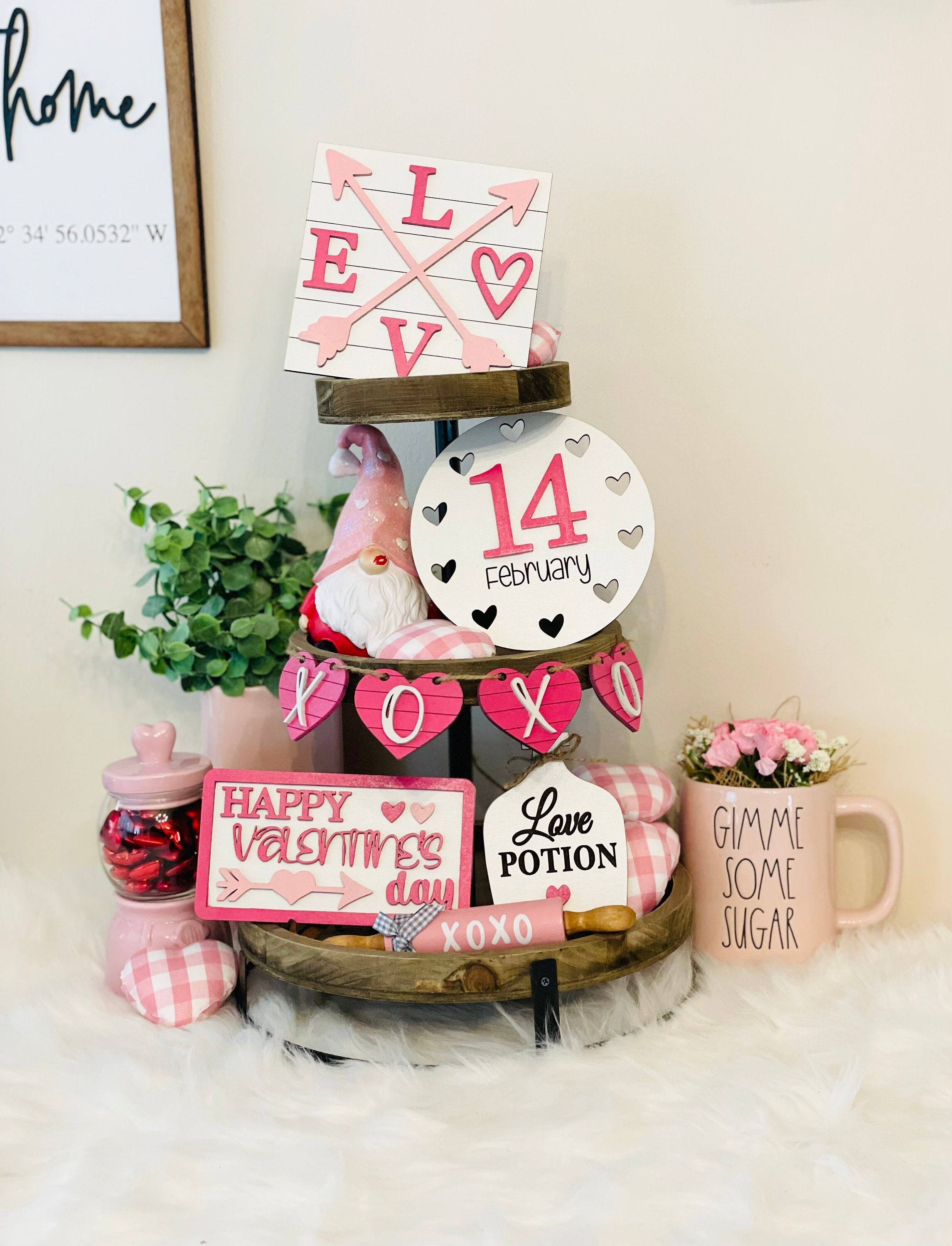 Valentine's Table Decoration Signs Kiss Me Sign Happy Valentine Table  Centerpiece Gnomes Wooden Party Decorations for Valentine Dinner Party  Coffee Table Home Decor 
