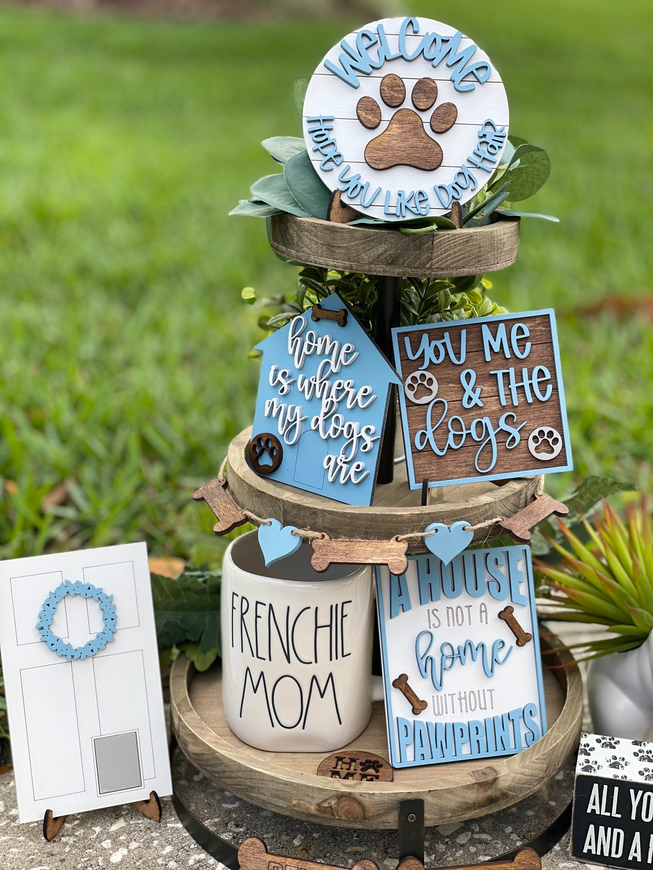 Dog lover tiered tray dog tier tray four legged family Etsy.de