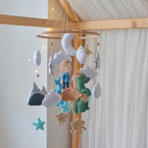 Cute dragon mobile for baby , Fantasy felt mobile for nursery , dragon nursery decor , Baby boy mobile  , Baby shower gift, newborn gifts