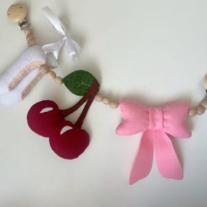 Girl felt stroller garland - Bow stroller toys  ,  Pram accessory , Stroller lanyard , Pram felt toy