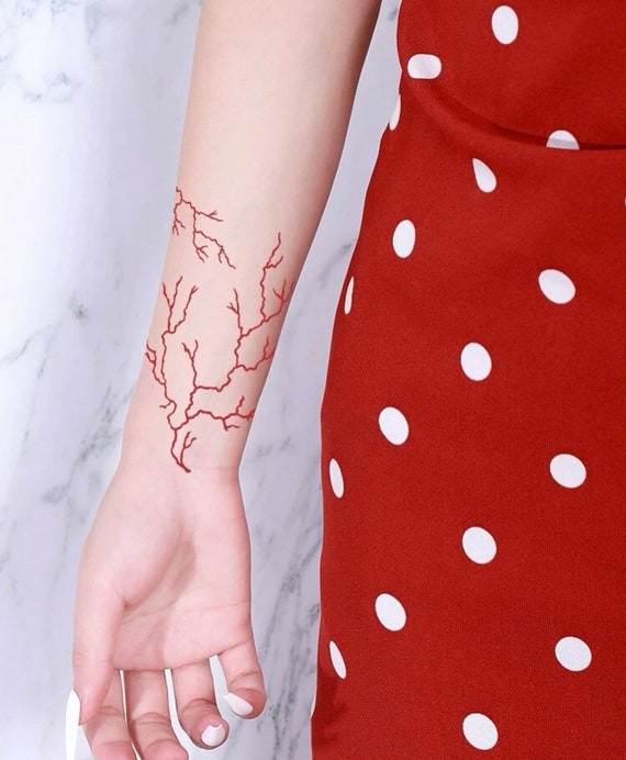 22 Celebrity Lightning Bolt Tattoos  Steal Her Style