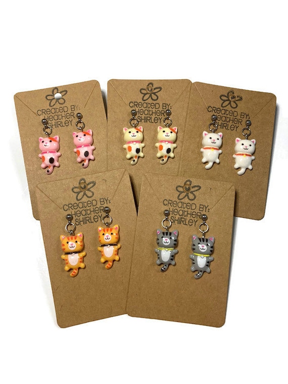 Adorable Kitty Cat Dangle Earrings