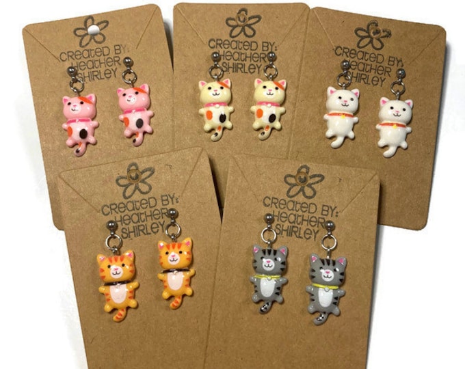 Adorable Kitty Cat Dangle Earrings