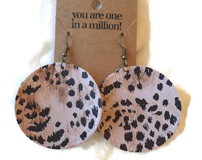 Big Circle Shaped Tan Cheetah Print, Faux Leather Earrings, Lightweight, Leopard Animal Print, Summer Earrings, Jewelry, Accessories