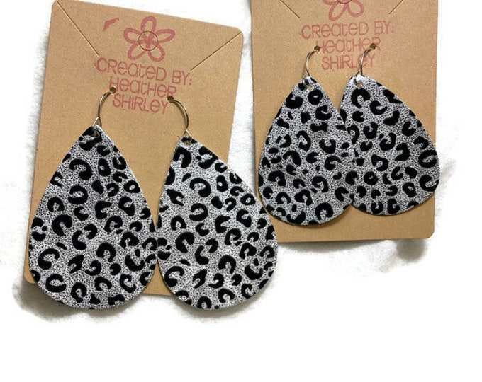 Silver And Black Leopard Cheetah Print Faux Leather Earrings, Fall Earrings, Teacher Gift, Animal Print, Birthday Gifts, Summer Jewelry