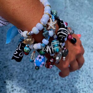 Bandana Bracelets, make your own, choose the type of beads, choose your color bandana, French style, summer accessory, Back to School, Gifts