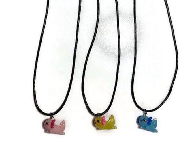 Cute Axolotl Sea Creature Necklace, Kids and Teens Necklace, Axolotl Accessories, Gifts, Novelty, Birthdays, Summer Fun, Novelty Gifts