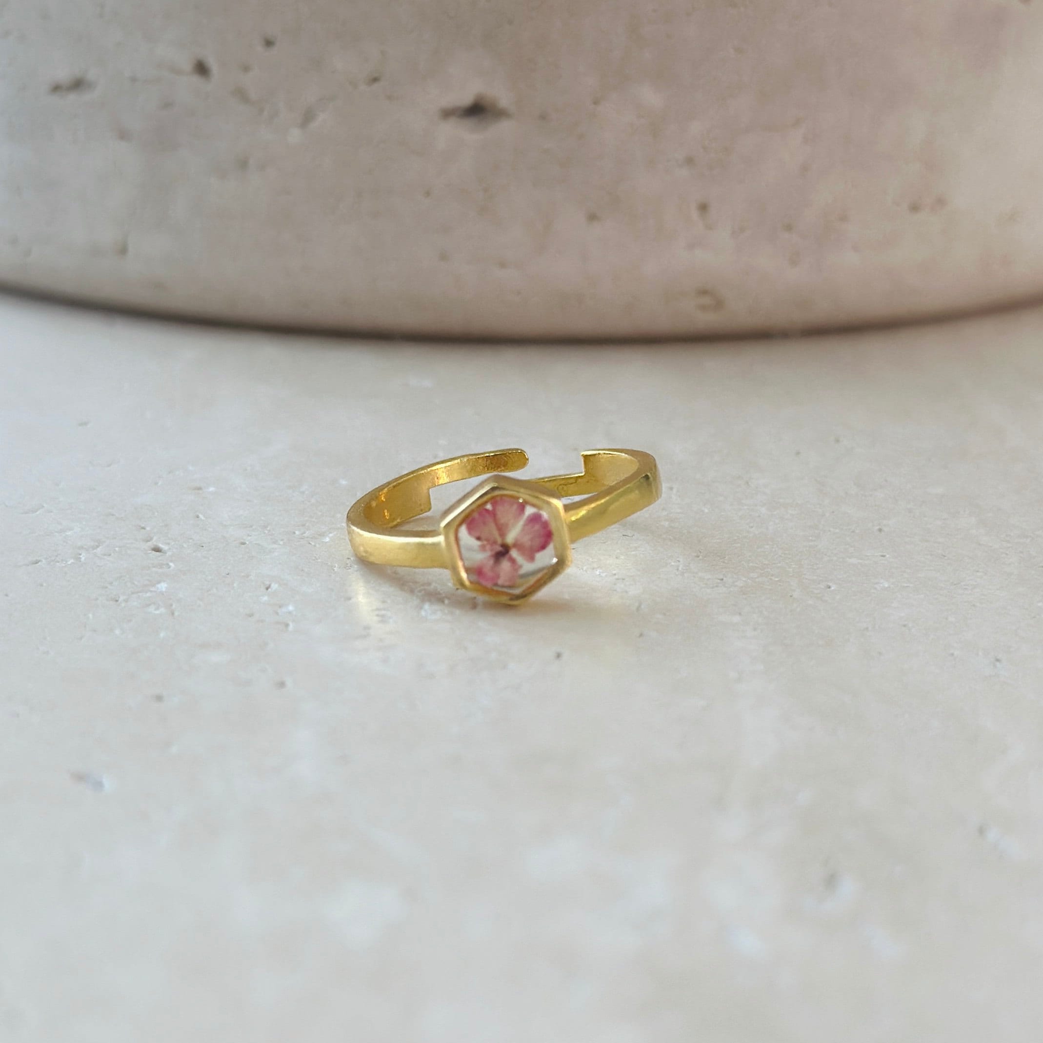 【Grace Personalized】REINAリング Amazon.com: Augell Personalized Name Ring with 8 Birthstones