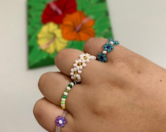 Chunky beaded flower rings