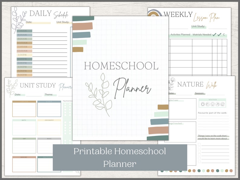 K&ouml;nnte beinhalten: Druckbarer Homeschool-Planer mit Naturthema. Der Planer enth&auml;lt einen Tagesplan, einen Planer f&uuml;r das Studium von Einheiten, einen Wochenplan und ein Naturwandertagebuch. Der Planer verf&uuml;gt &uuml;ber ein Design mit einem gr&uuml;nen Blattzweig und einen karierten Hintergrund.
