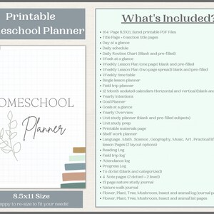 K&ouml;nnte beinhalten: Ein druckbarer Homeschool-Planer mit einem gr&uuml;nen Blattdesign und dem Text "HOMESCHOOL Planner" in einem wei&szlig;en Kasten. Der Planer umfasst 104 Seiten, darunter Tages-, Wochen- und Jahrespl&auml;ne, Unterrichtspl&auml;ne, Ausflugsplaner und vieles mehr. Der Planer ist 8,5 Zoll mal 11 Zoll gro&szlig;.