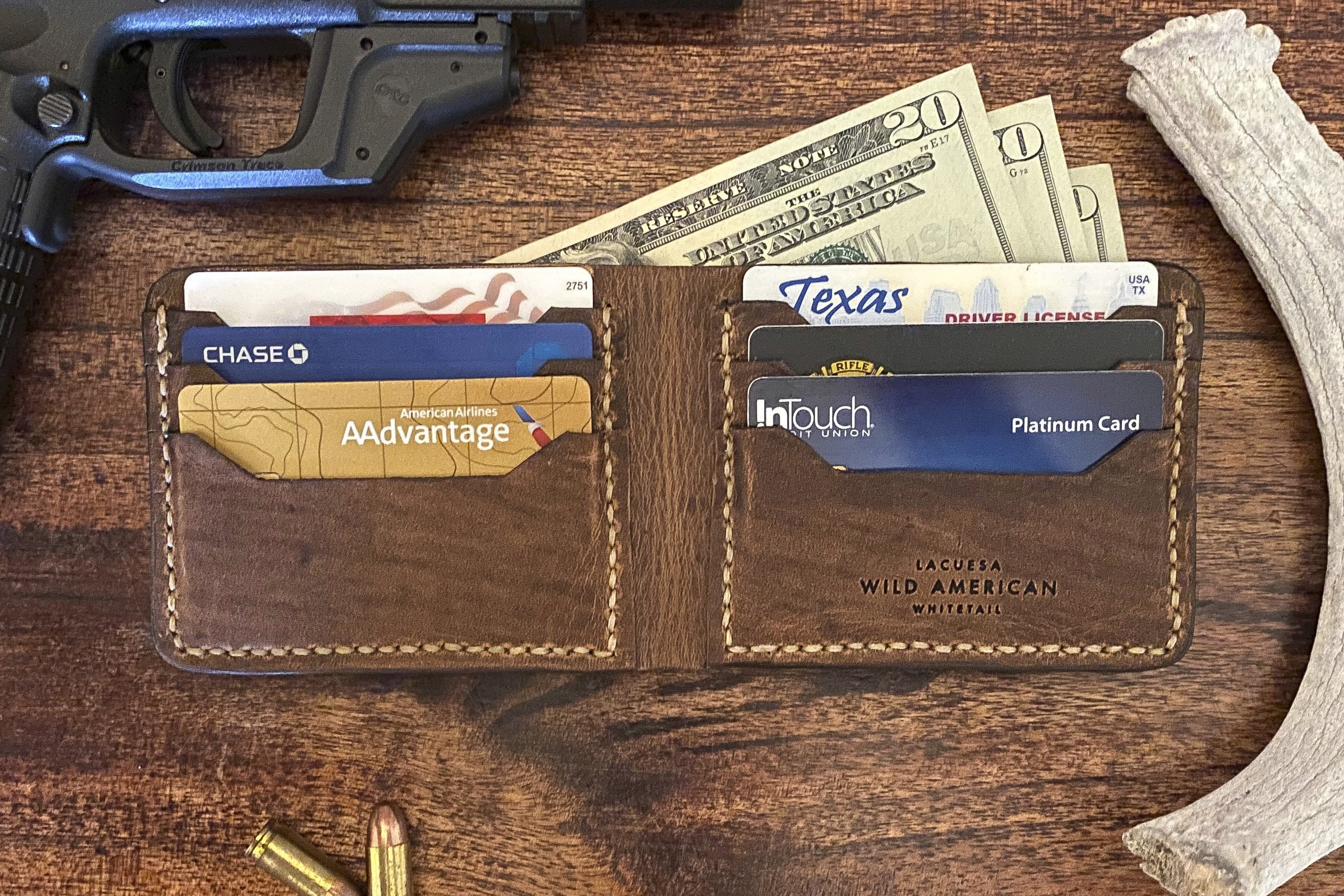 Whitetail Deerskin Hand Stitched Mens Full Grain Minimalist 6 Card Typical Bifold Leather Wallet