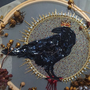 Black raven, embroidered bird. Magical animal, witch&#39;s helper, Luneville embroidery. Interior decoration. A black Magic bird сrown. Bird pet