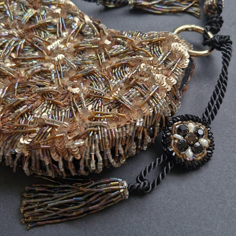 Python handbag. A couture women’s bag, 100% handmade. A handbag made of beads and sequins, custom beaded bag