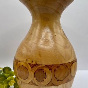 Vintage Mid Century Modern Artist Made Hand Turned Wooden Golden “Rain” Mahogany Vase with Natural Wood Grain Swirls and Details Signed 8”T
