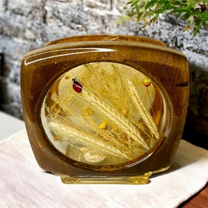 1970’s Vintage Handmade Lucite Napkin Holder or Letter Holder with Ecased Dried Florals/Faux Wheat and Ladybug, Lucite Napkin Holder 4.5&quot;T/W