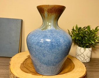 Beautiful Vintage Pigeon Ford Pottery 7” Tall Crystalline Vase in Earthy Tones Blue, Brown, Etc.