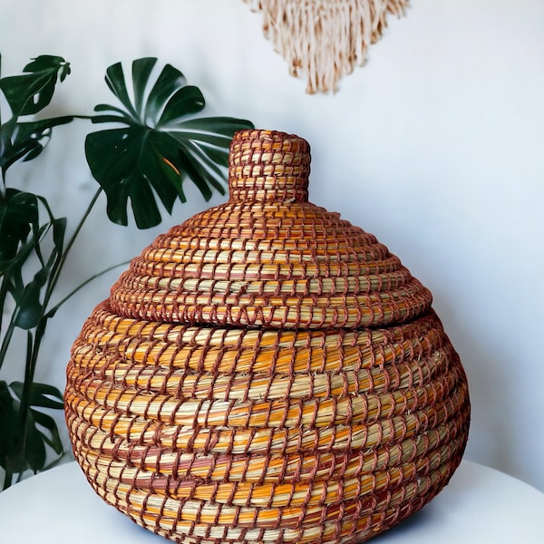 Boho Vintage Large Hand Woven Basket with Lid/Coiled Basket with Warm Tones, Moroccan or African Basket Bowl Accent Decor/11" Diameter 8" T